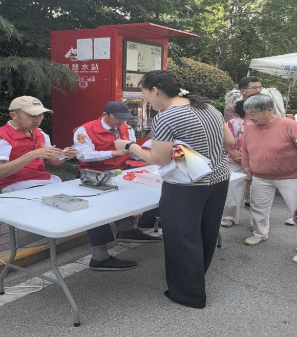 便民惠民暖人心| 浮山路街道福集社区公益市集圆满举办